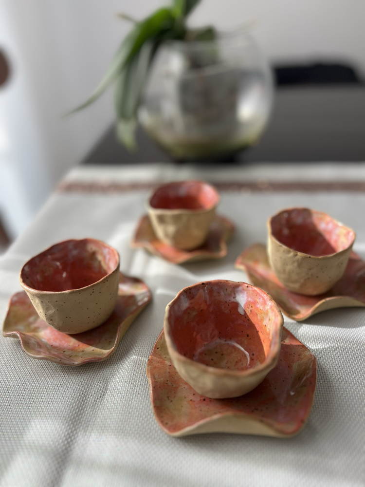 Terra Rose Fincan ve Tabağı