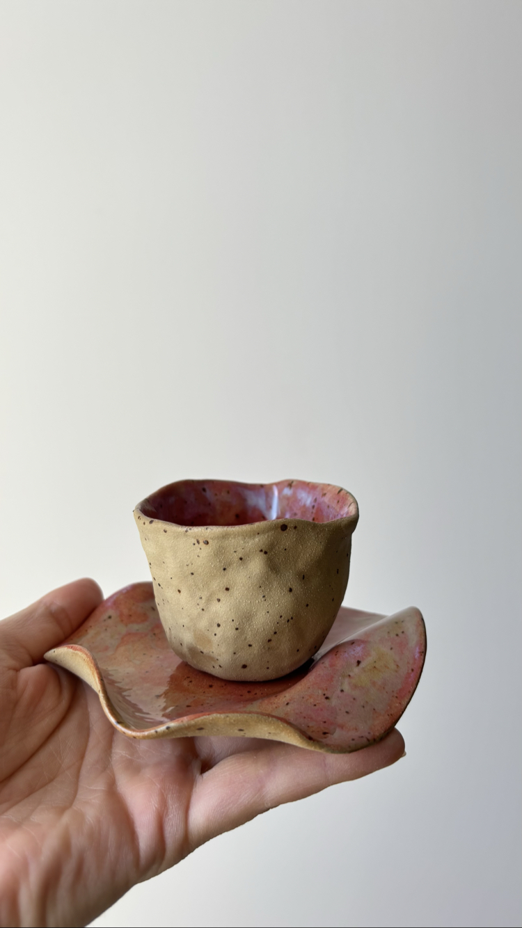 Terra Rose Fincan ve Tabağı