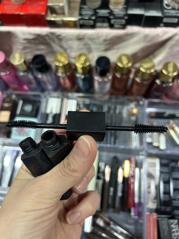 HUDA BEAUTY MASKARA