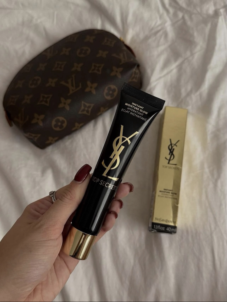 YSL NEMLENDİRİCİ MAKYAJ BAZI 