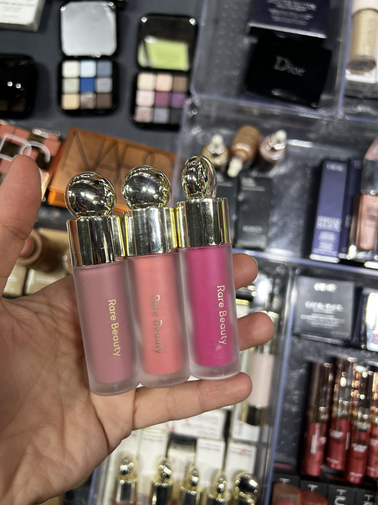 RARE BEAUTY BLUSH
