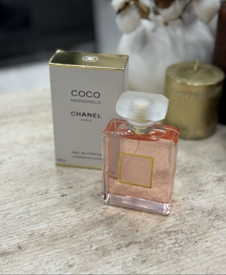 CHANEL COCO