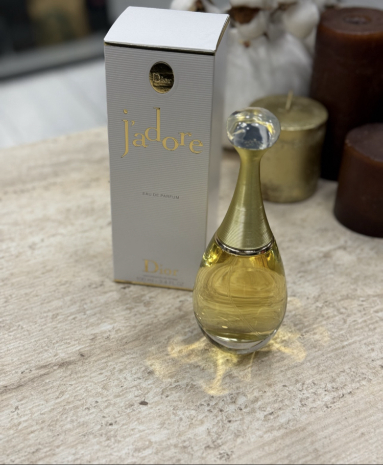 JADORE