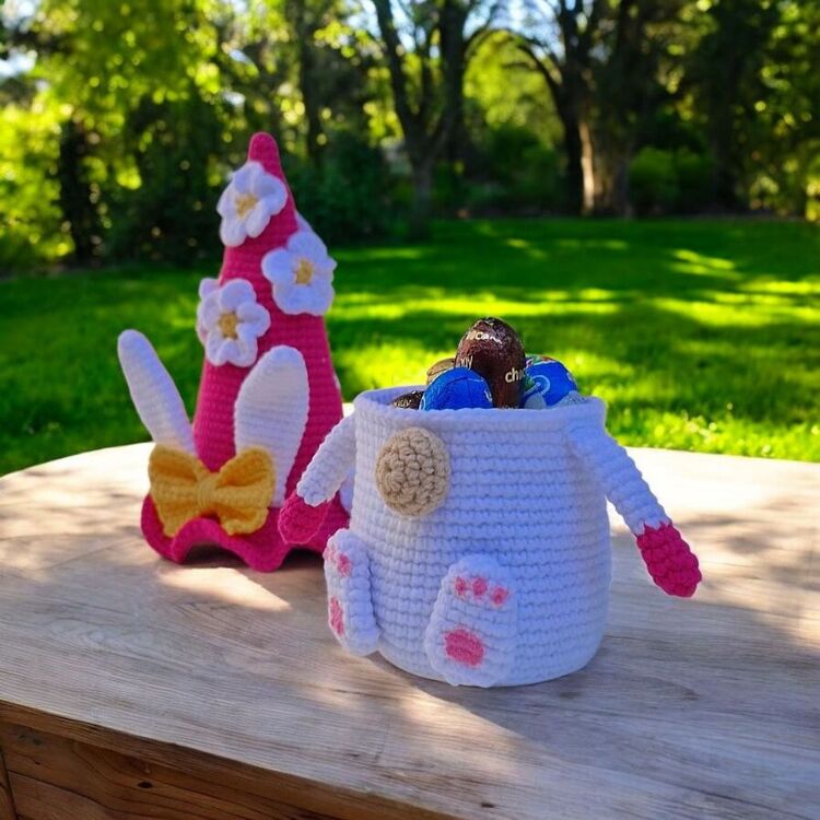 Çiçekli Tavşan Gnome Paskalya 