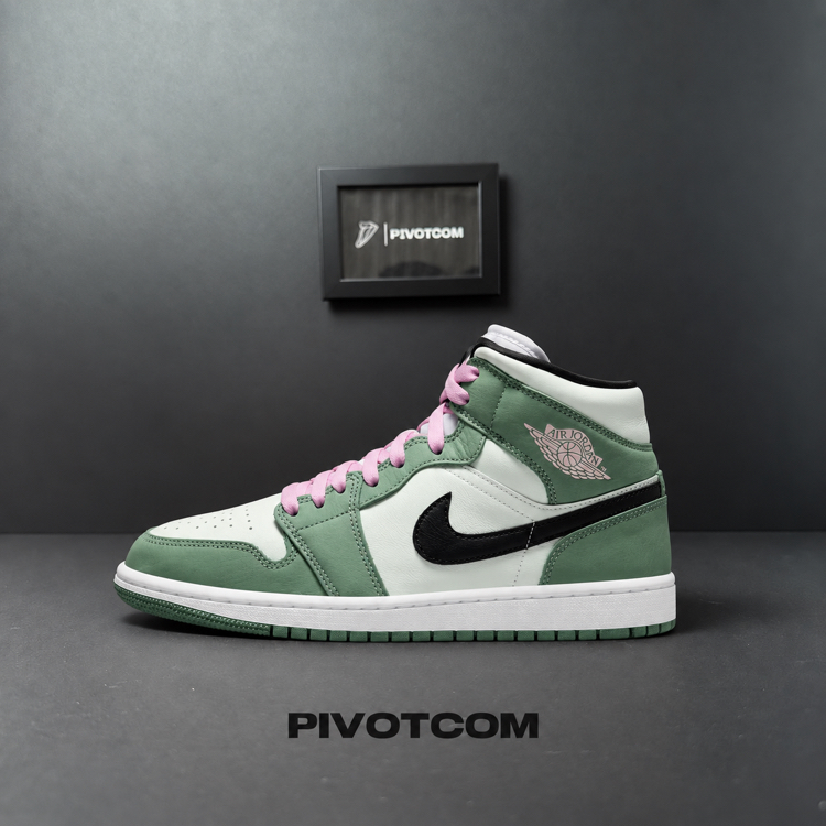 Nike Air Jordan 1 Mid “Dutch Green”