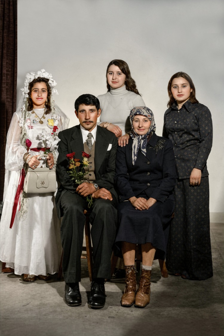 FOTOĞRAF RENKLENDİRME VE DÜZENLEME