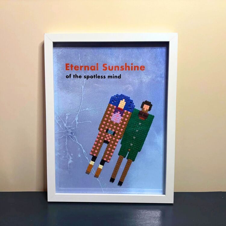  Eternal Sunshine of the Spotless Mind Perler Boncuk Tablo – El Yapımı Piksel Film Posteri