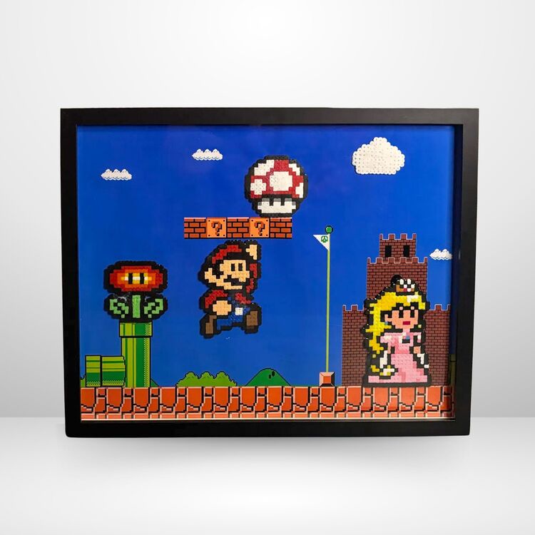El Yapımı Perler Boncuk Mario Tablo – Çerçeveli Retro Oyun Temalı Duvar Dekoru 50x50 cm