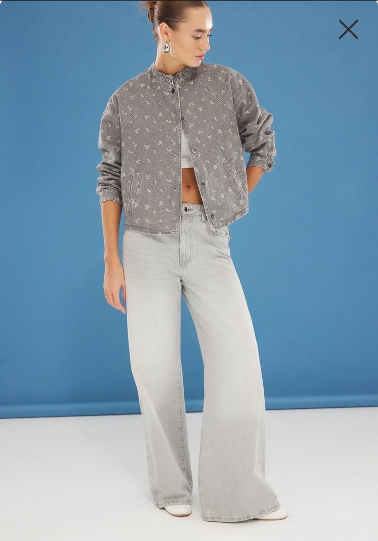 ri Çiçek Desenli Oversize Denim Bomber Ceket TWOSS25CE00042

