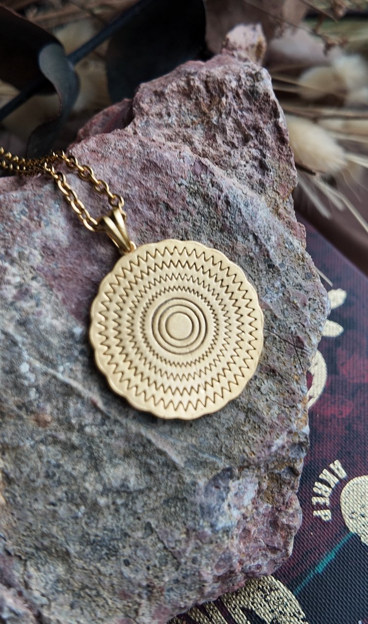 Şaman Kolye Gold