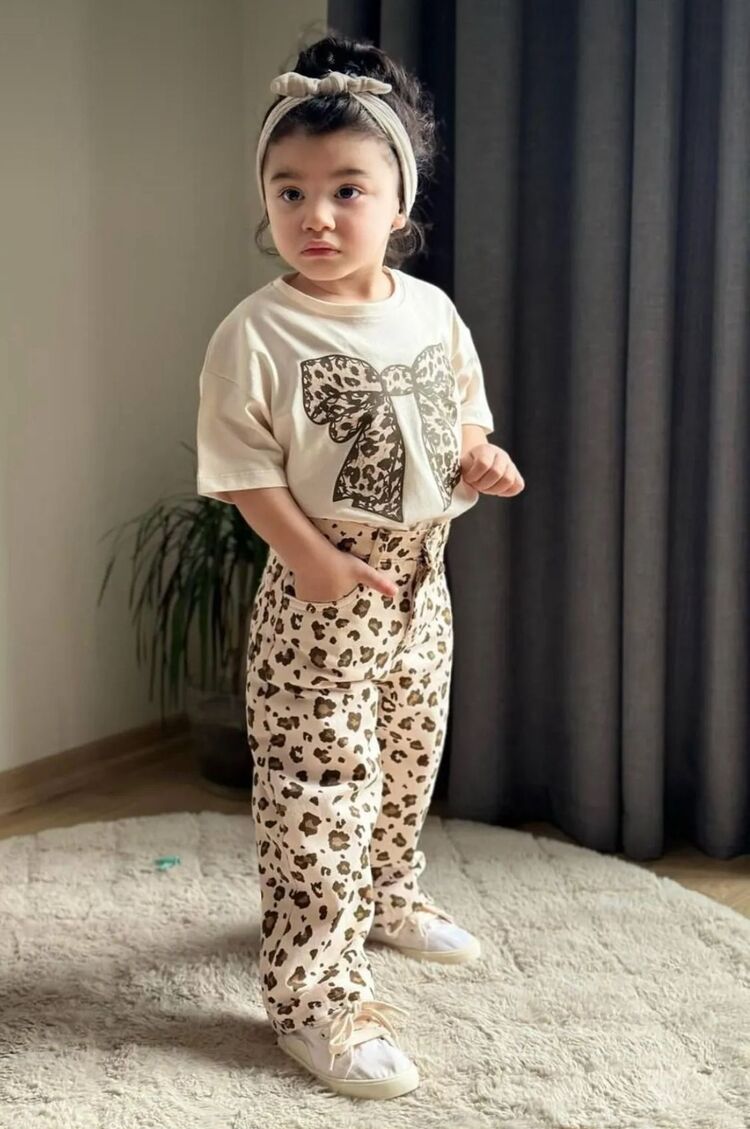 KIZ ÇOCUK LEOPAR DESENLİ PANTOLONLU 2Lİ TAKIM