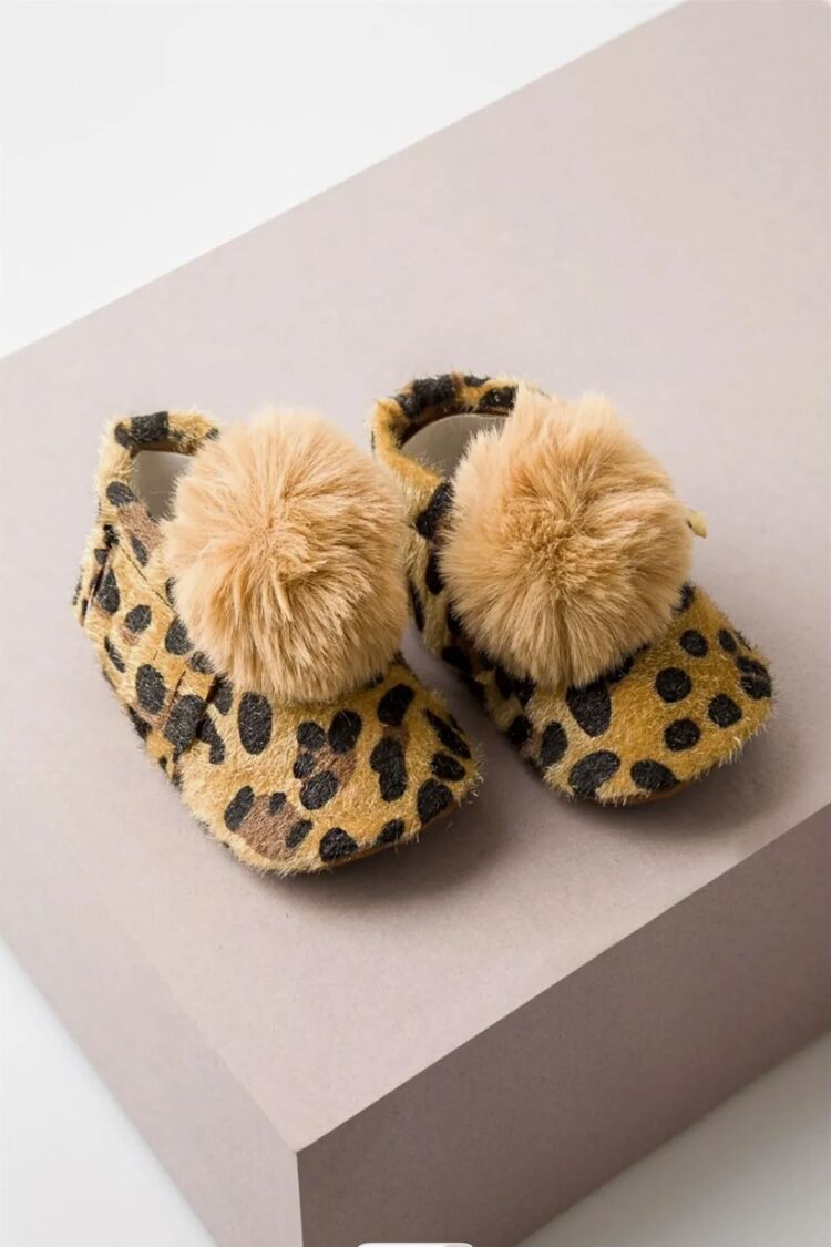 KIZ ÇOCUK LEOPAR DESENLİ AYAKKABI 