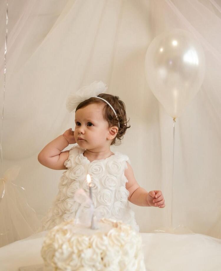 EKRU KIZ BEBEK 3D GÜL DETAYLI TAKIM ÖZEL GÜN FOTORAF ÇEKİMİ DOĞUMGÜNÜ
