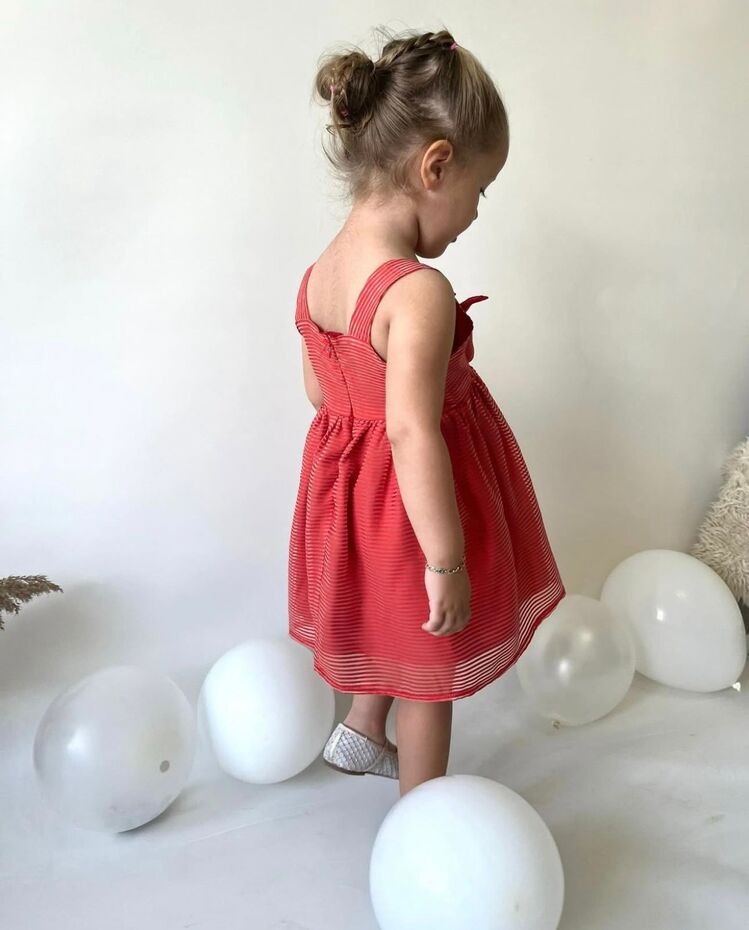 KIZ ÇOCUK FİYONK DETAYLI ELBİSE