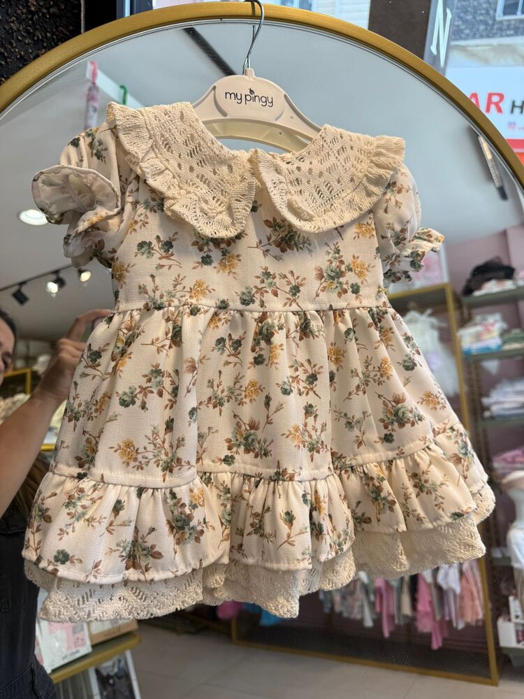 KIZ BEBEK %100 PAMUKLU ÇİÇEK DETAYLI ELBİSE