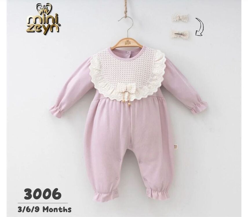 KIZ BEBEK FİSTO YAKA DETAYLI TOKA AKSESUARLI %100 PAMUKLU TULUM