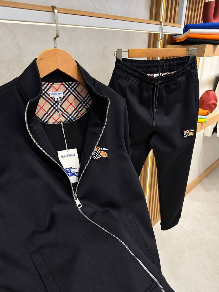 Burberry Takım