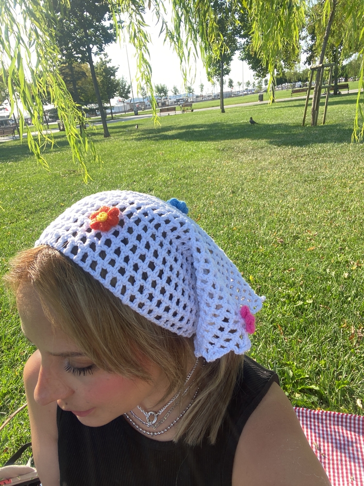 El örgüsü saç bandana