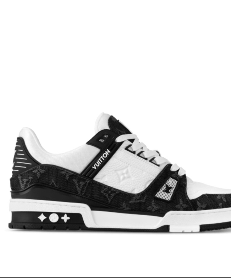 Luis vuitton black white