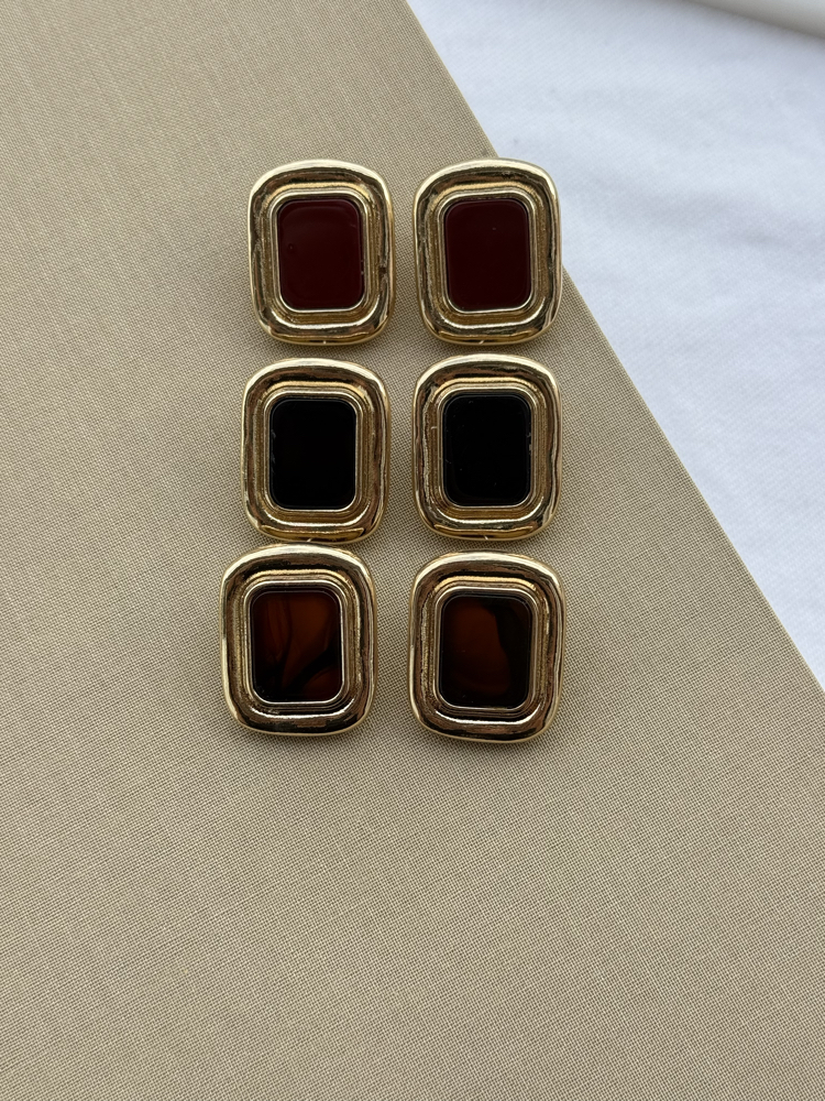 Vintage marka küpe