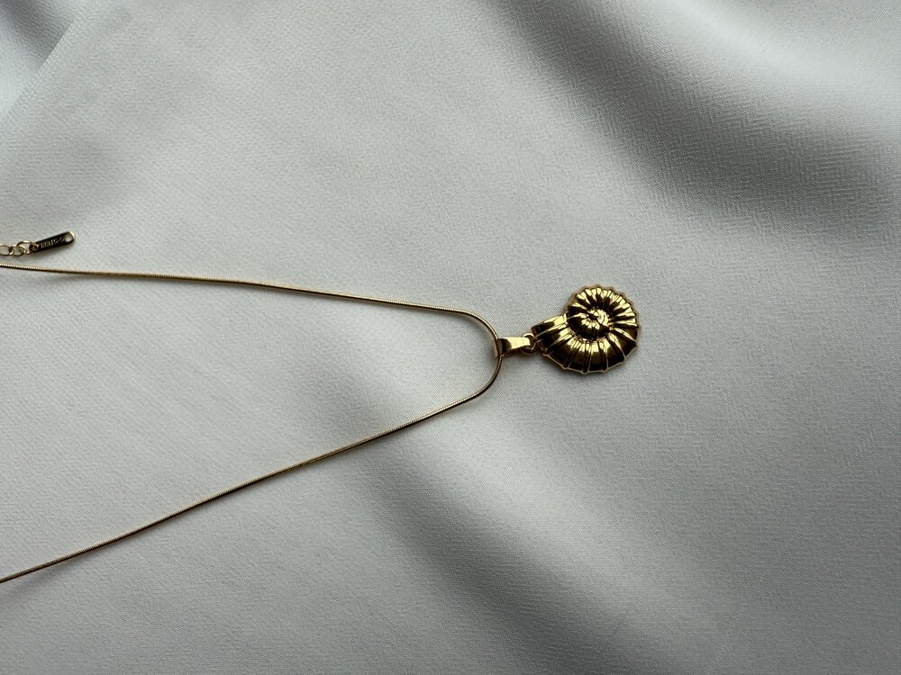 Gold Çelik Kolye