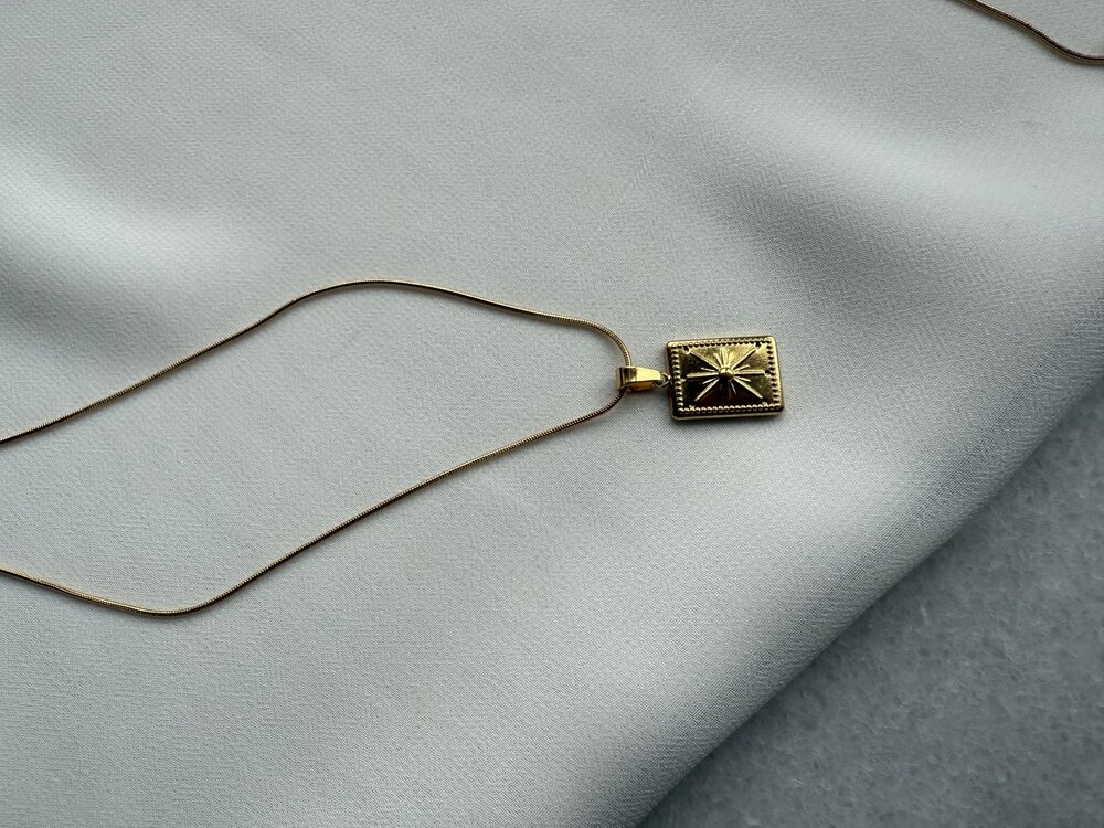 Gold Çelik Kolye