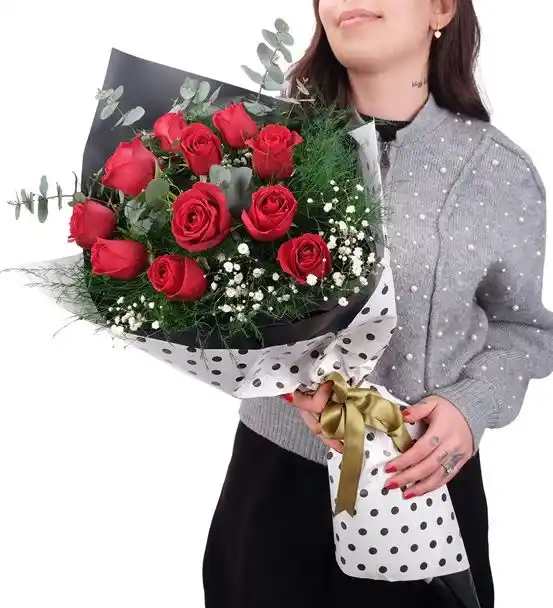 11 KIRMIZI GÜL BUKETİ