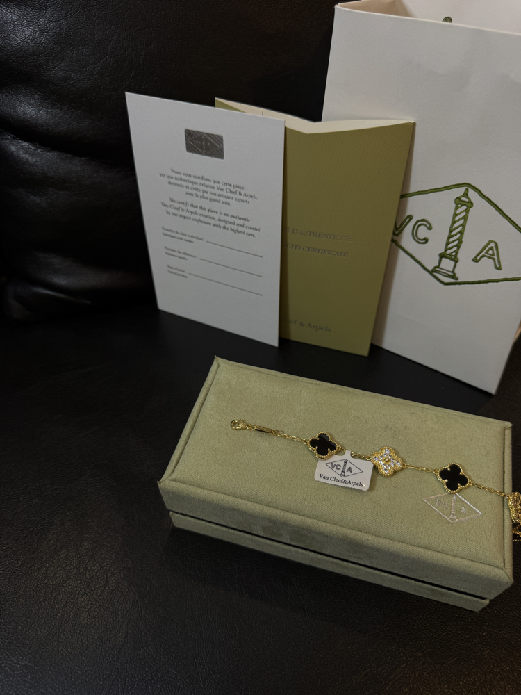 Van Cleef Siyah Gold