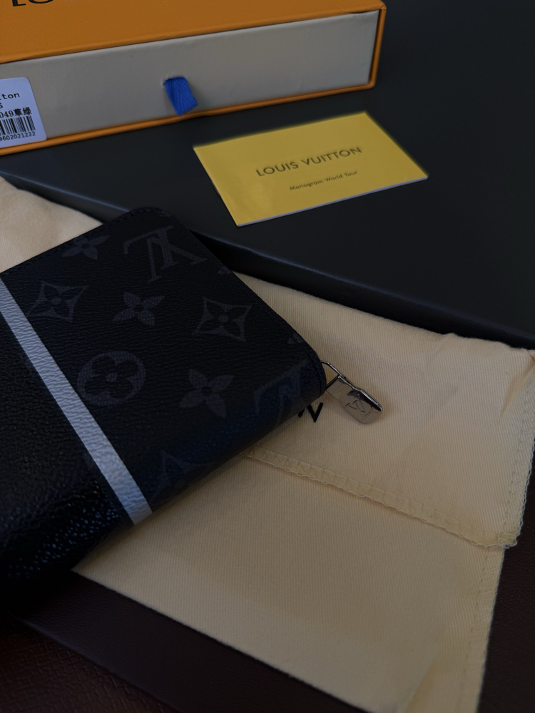 Louis Vuitton El Portföyü