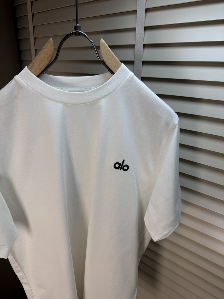 Alo T-Shirt