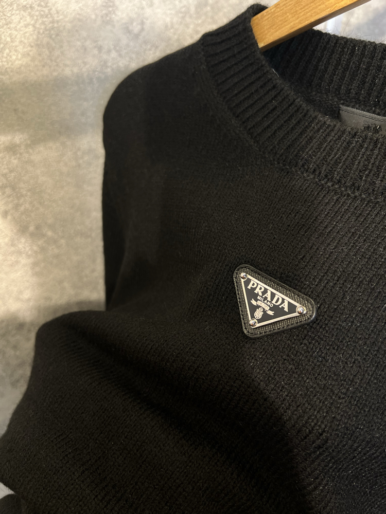 Prada Triko Kazak