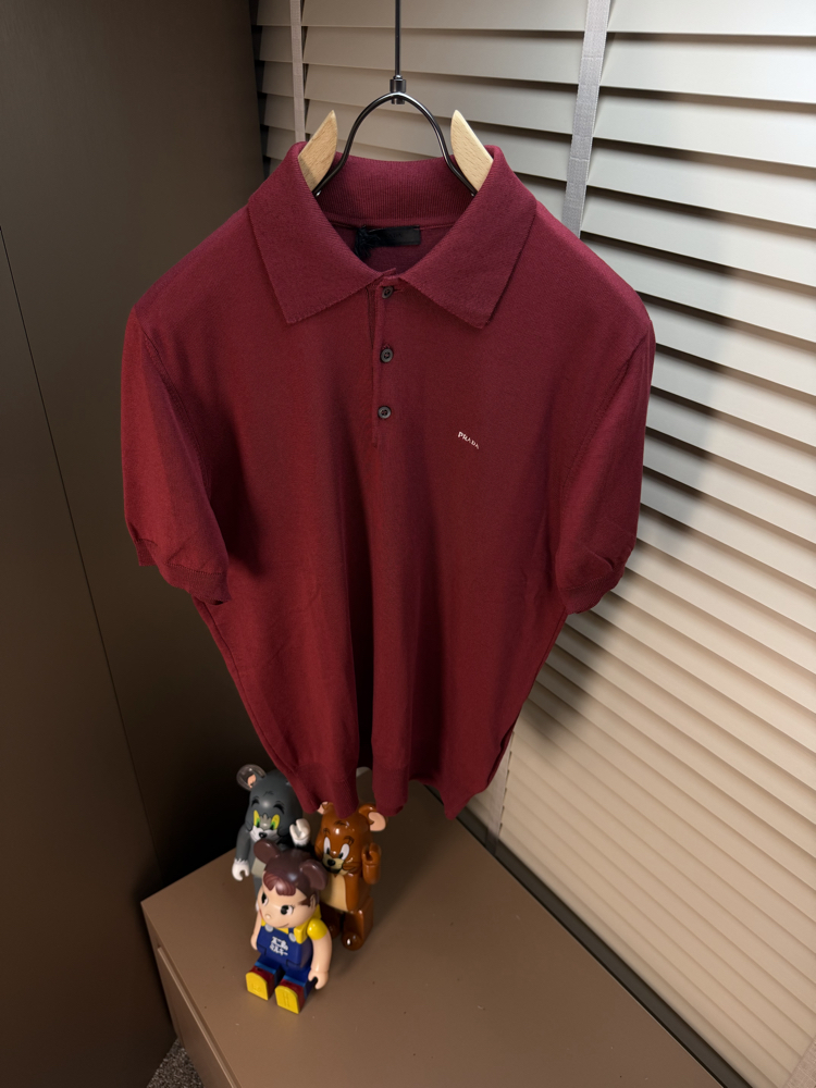 Prada Polo Yaka