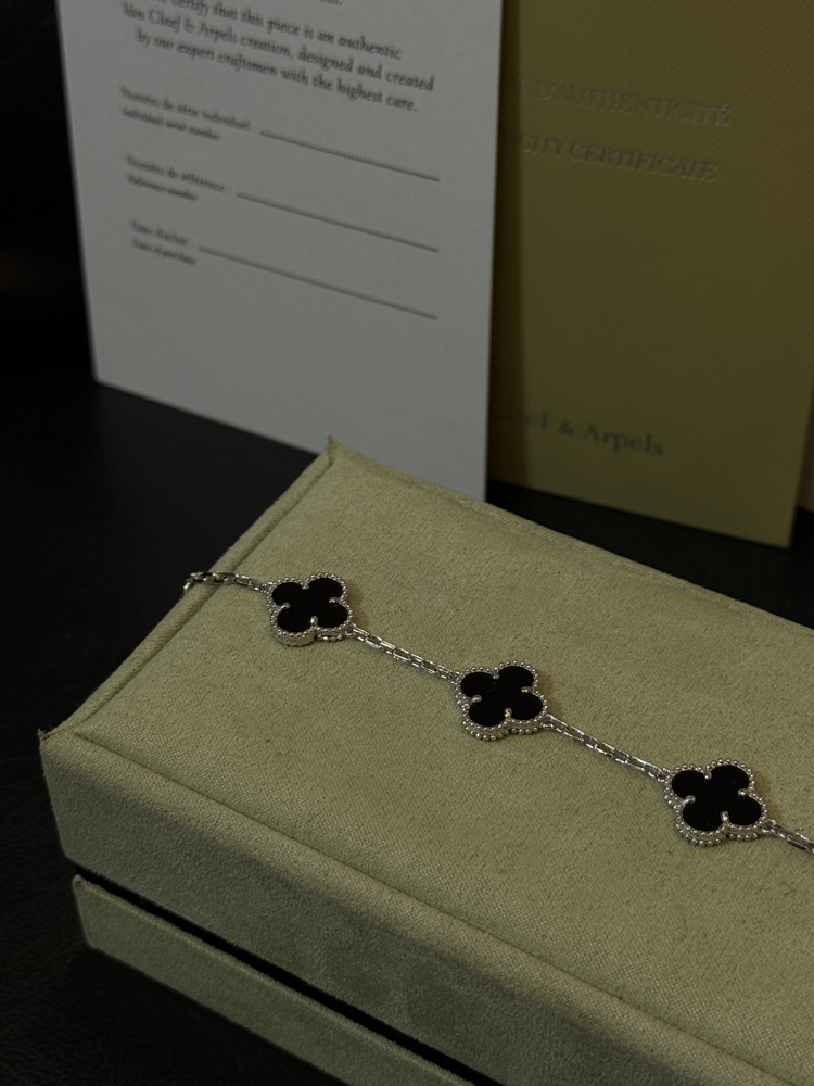 Van Cleef Siyah