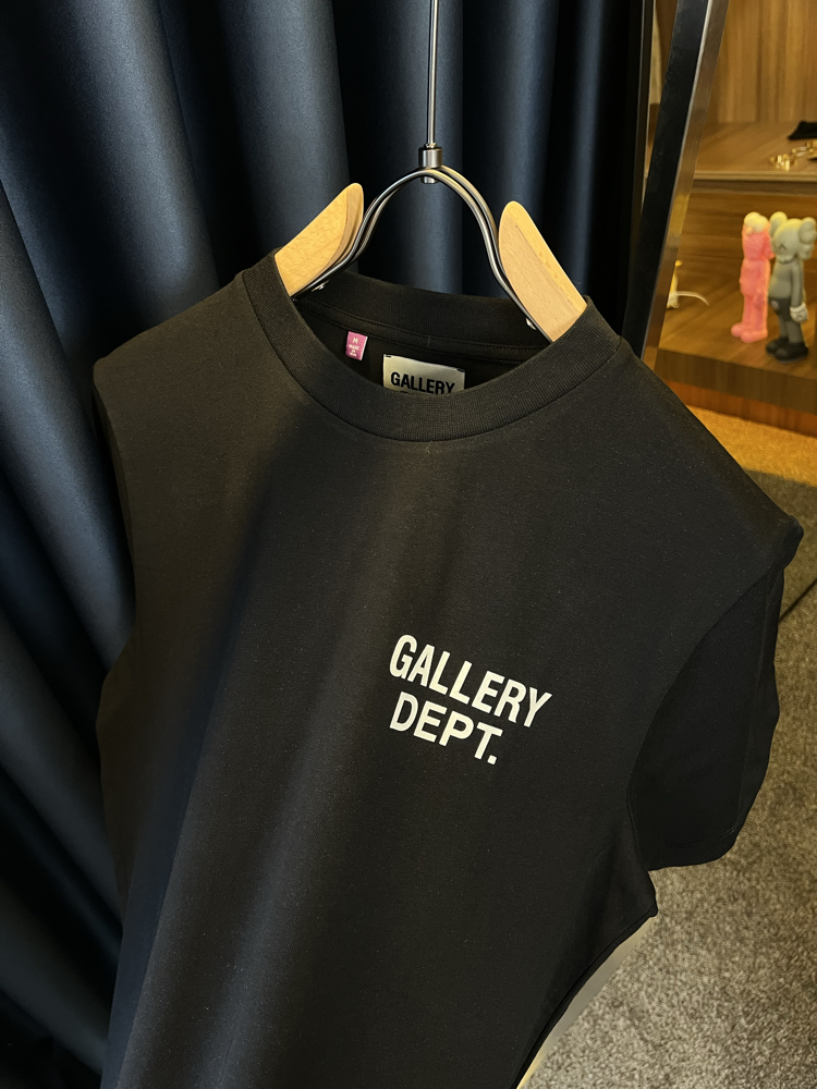 Gallery Dept. T-Shirt