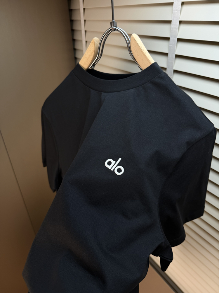 Alo T-Shirt