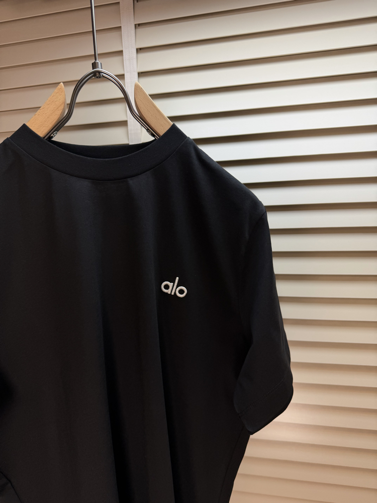 Alo T-Shirt