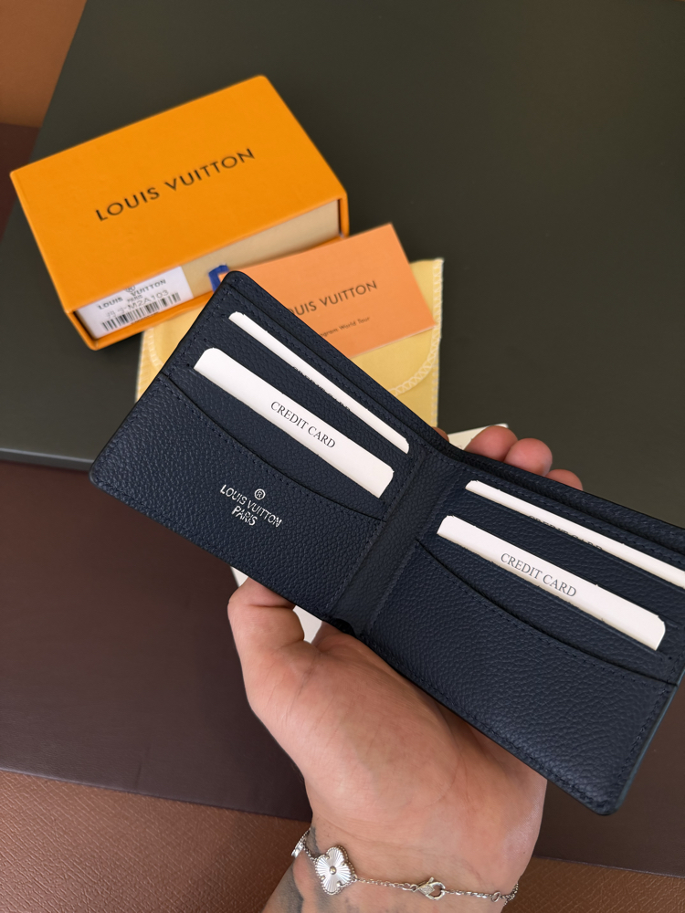 Louis Vuitton Cüzdan