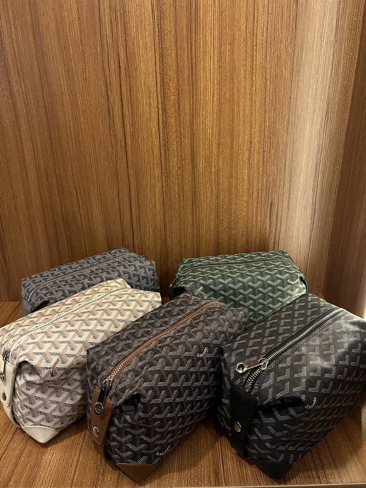 Goyard Pouch