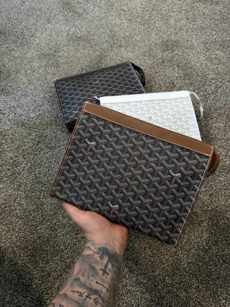 Goyard Clutch