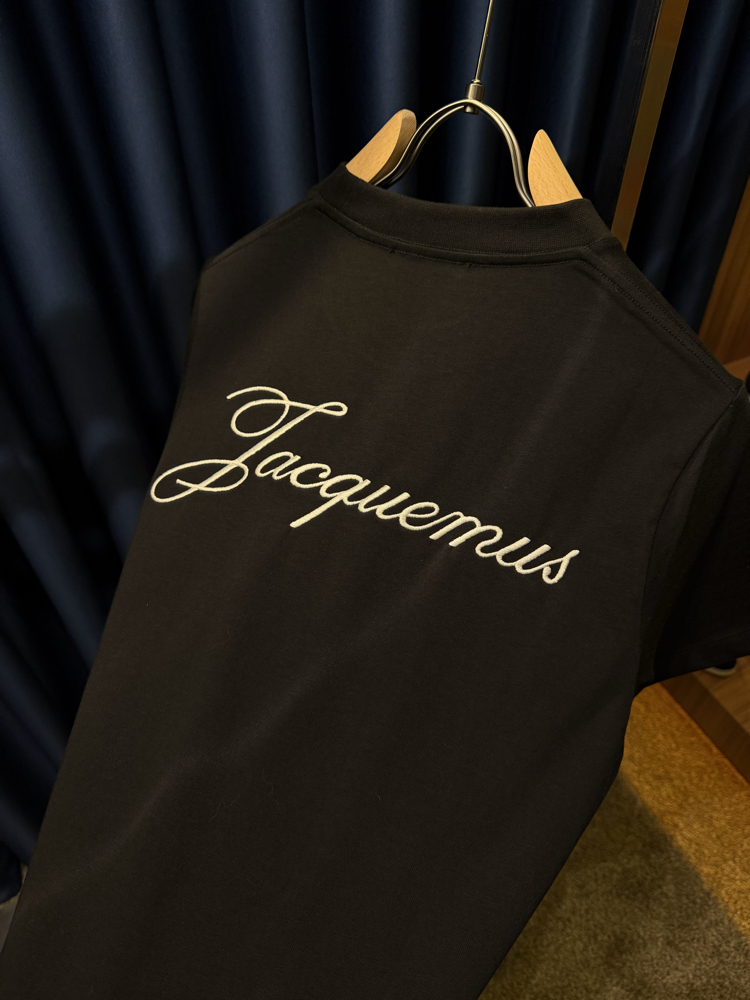 Jacquemus T-Shirt