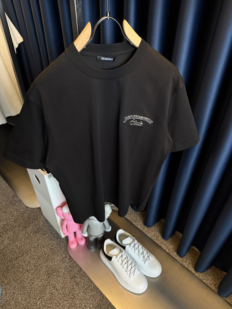 Jacquemus T-Shirt