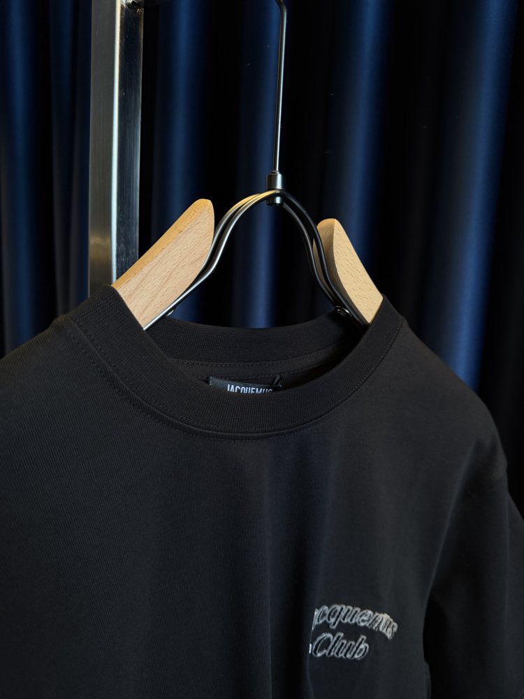 Jacquemus T-Shirt