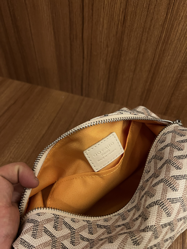 Goyard Pouch