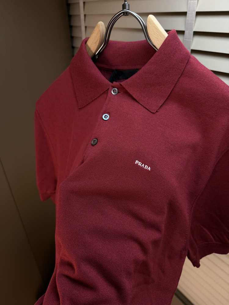 Prada Polo Yaka