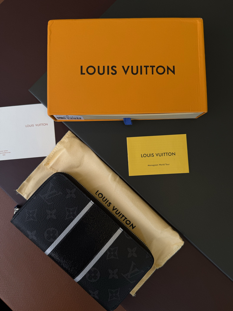 Louis Vuitton El Portföyü