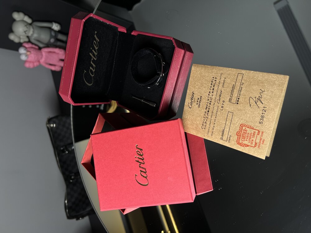 Cartier Kelepçe Taşlı İthal!