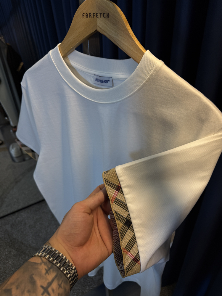 Burberry T-Shirt