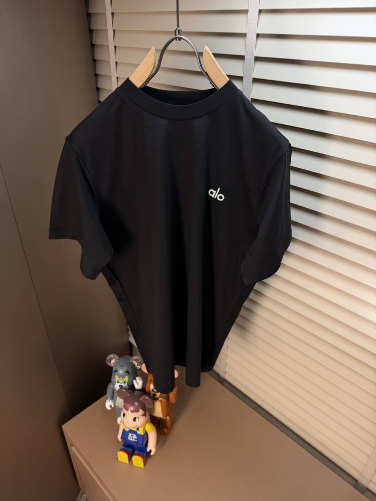 Alo T-Shirt