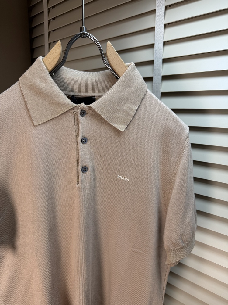 Prada Polo Yaka 