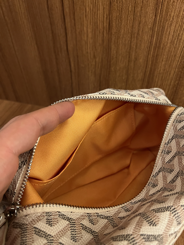 Goyard Pouch